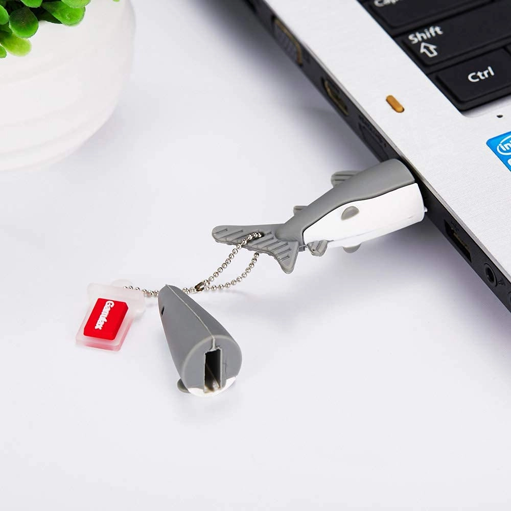 USB Flash Drive - USB 2.0 32GB
