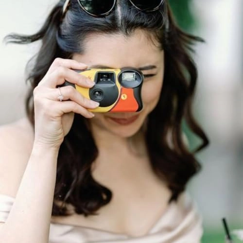 Funsaver 39 - 35mm 39 exposures + Photography Tips Card + Lens Cleaning Cloth