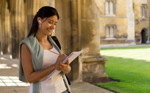 HA-A7T Wireless Earbud