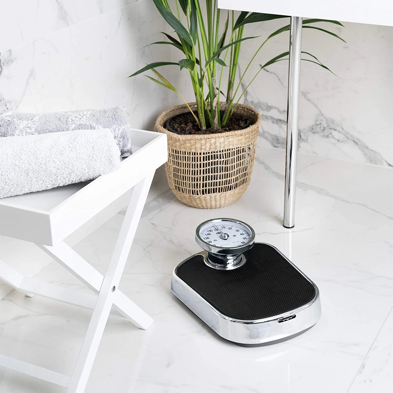Analog Bathroom Scale - 160 kg non-slip rubber