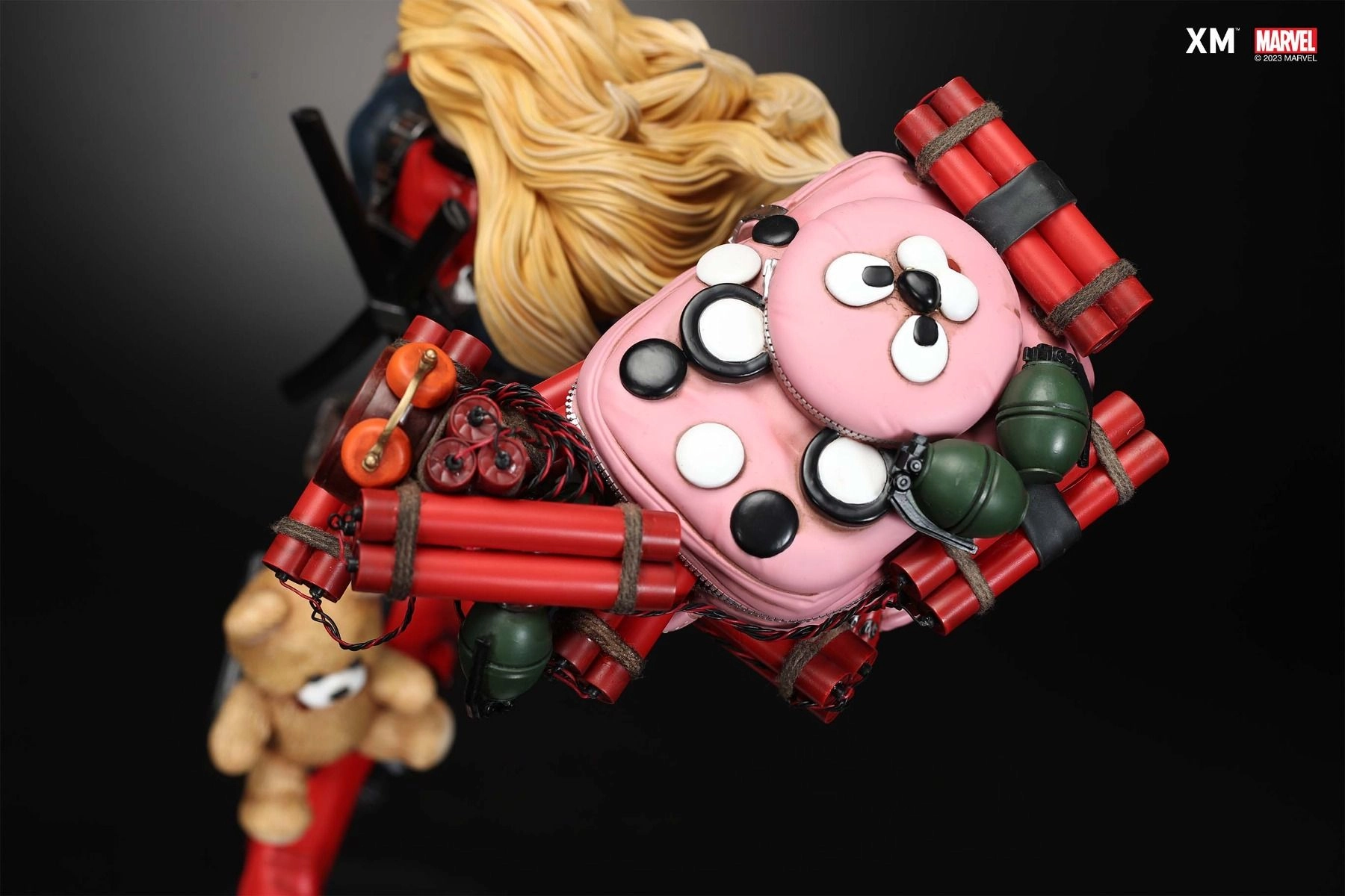 Lady Deadpool - 1/4 Scale Polystone Statue