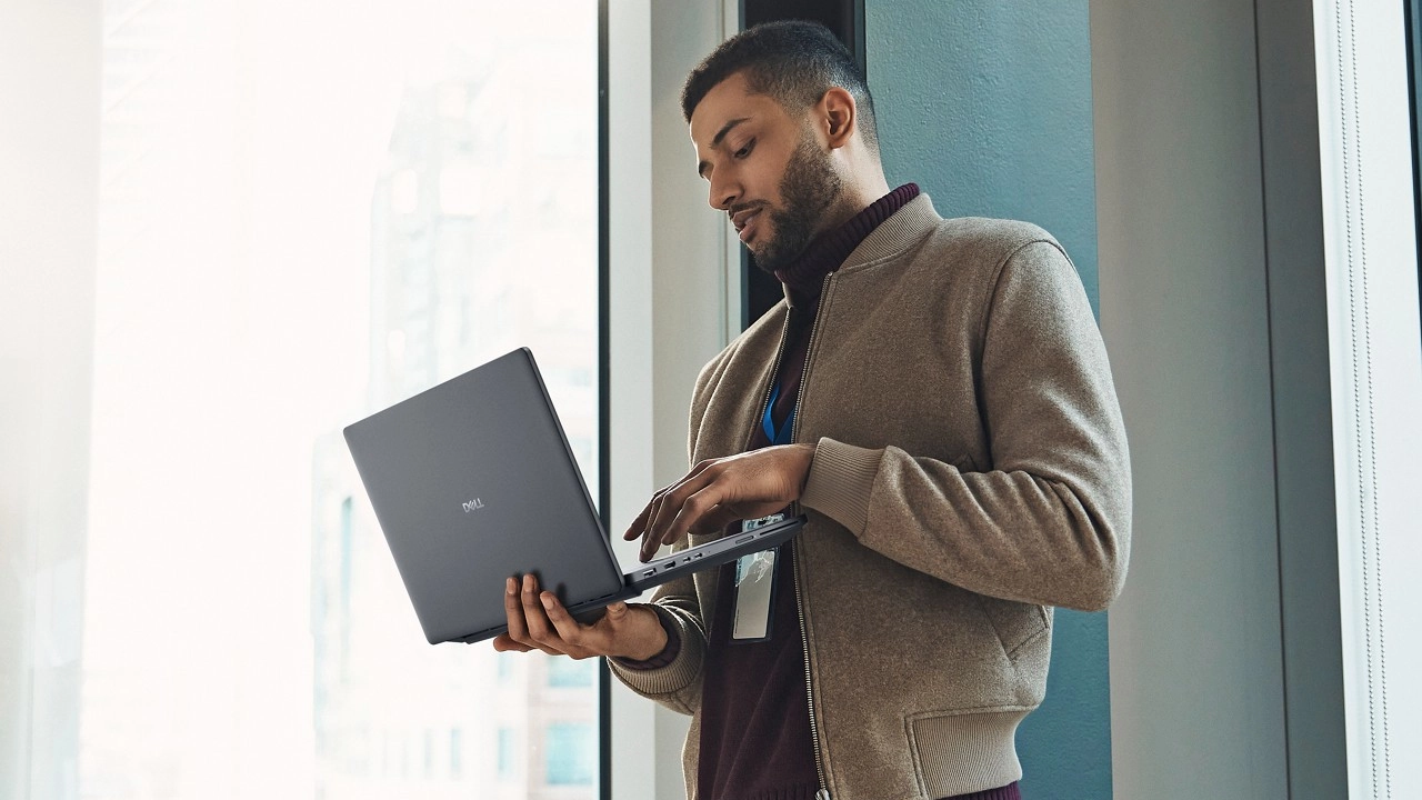 Why now is the perfect time to upgrade to a Dell Plus laptop?