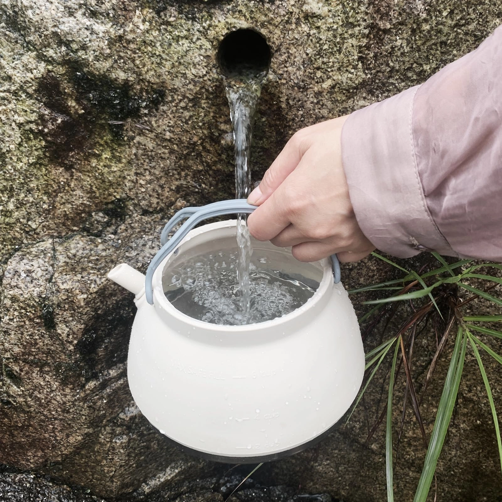 Collapsible Camping Kettle - 1.5L