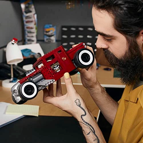 Hot Wheels Bone Shaker - 1.18 scale