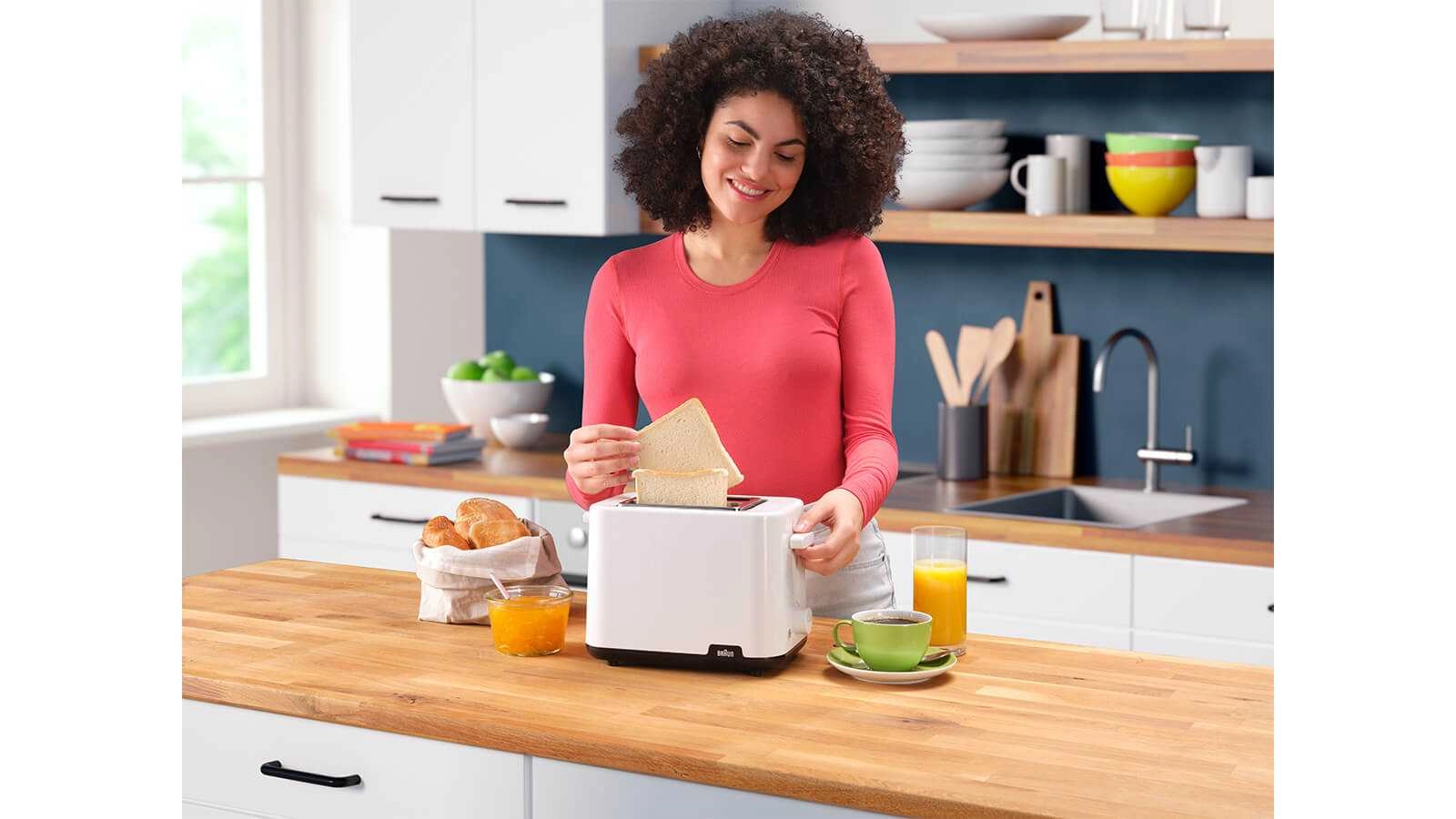 HT1010WH - Bread Toaster White 900 Watts