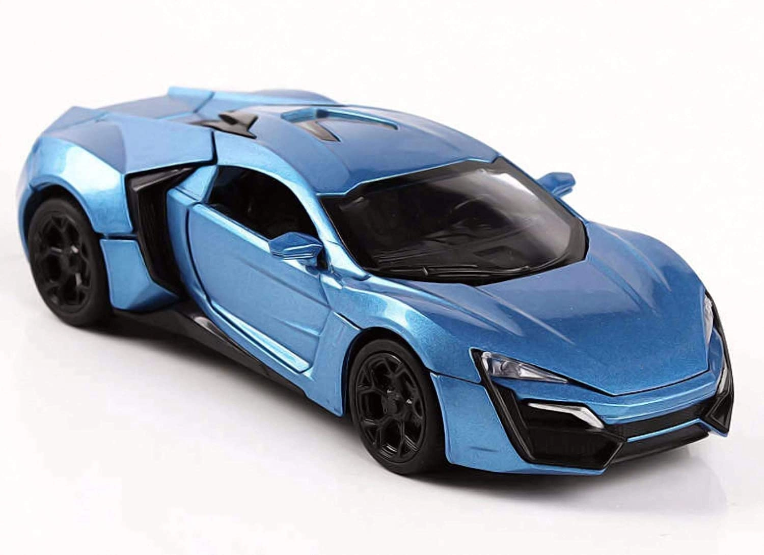 Metal Pullback Car - 1:32 1 pcs