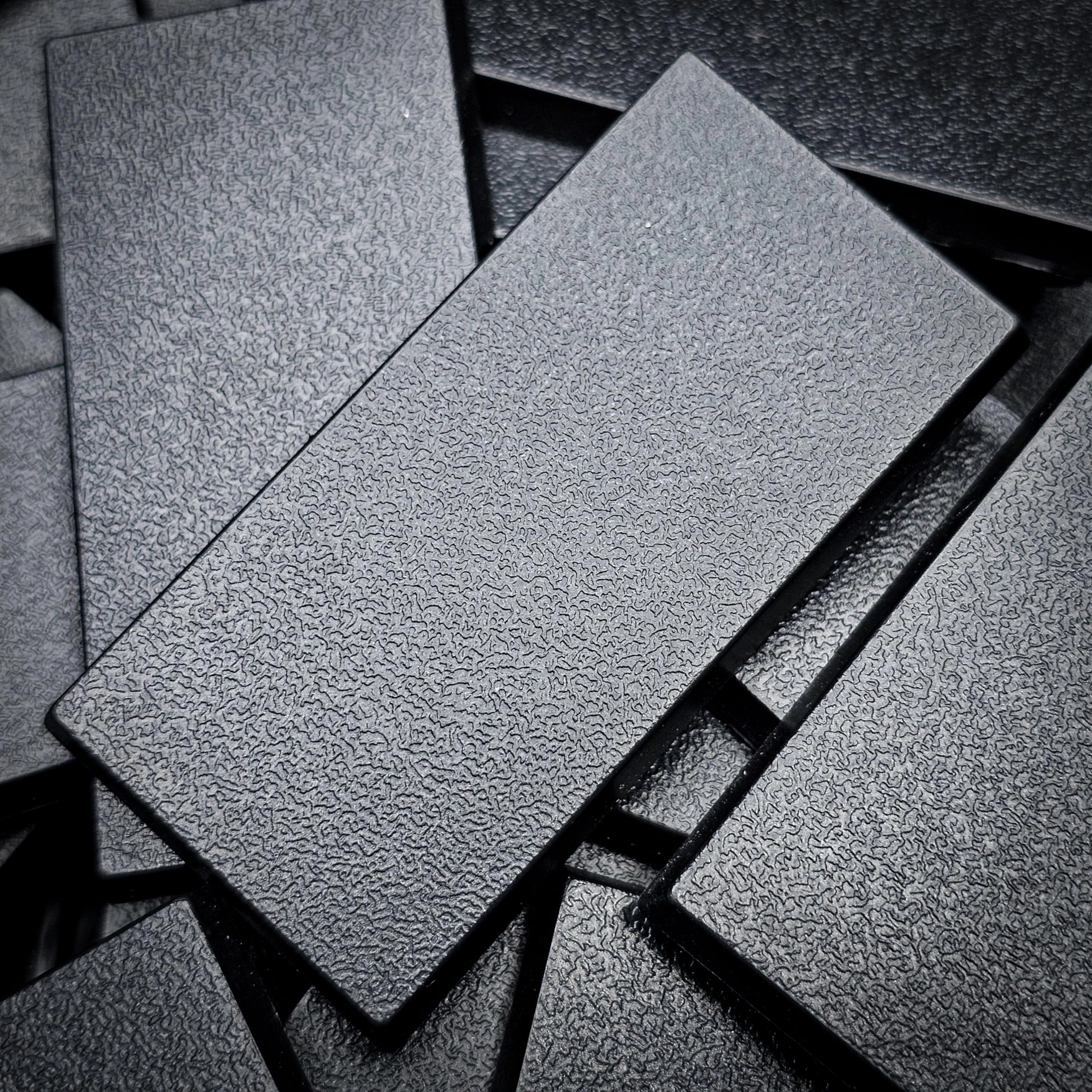 Plastic Bases - 100 pcs