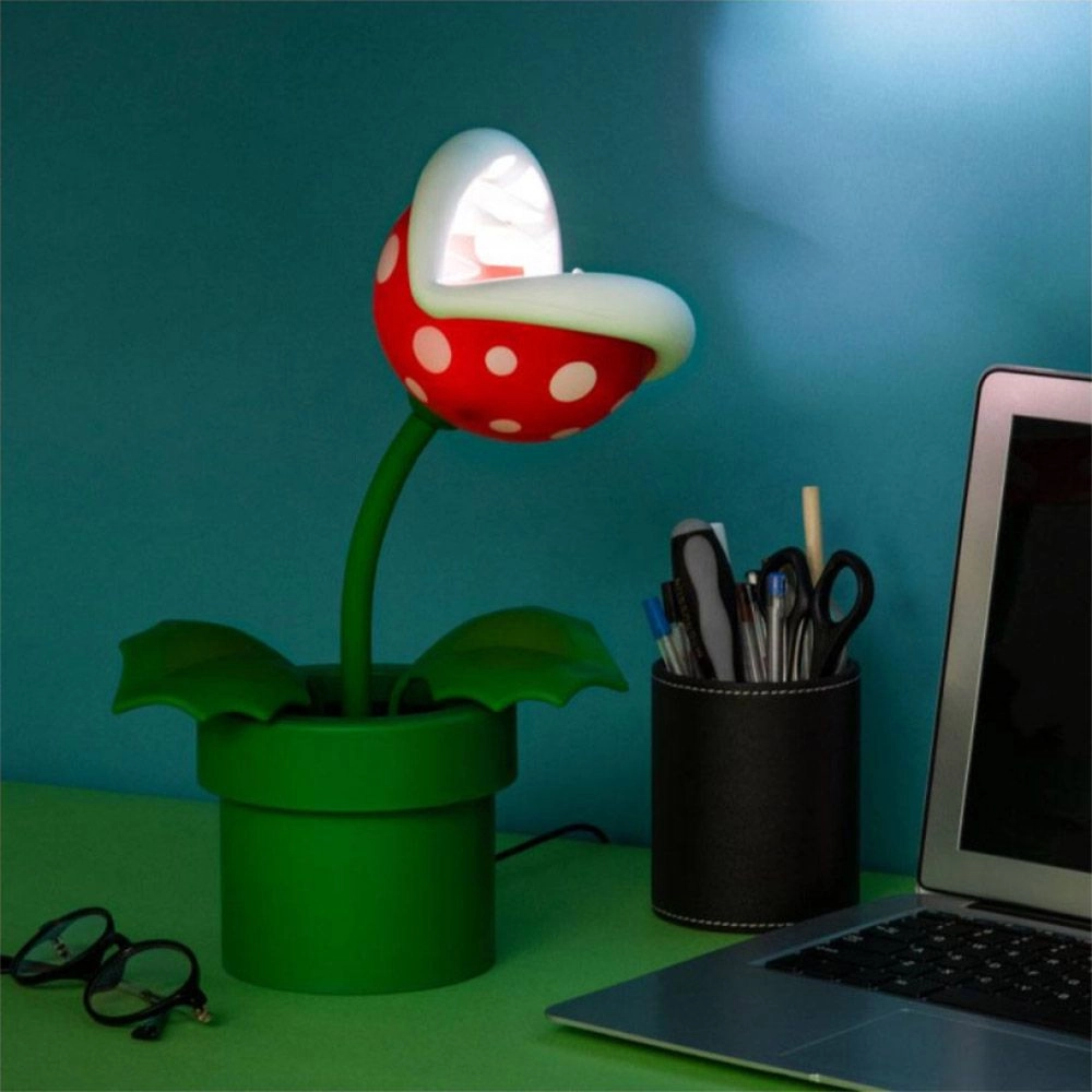Super Mario Posable Mini Piranha Plant Lamp - 3 AAA 1.5V batteries