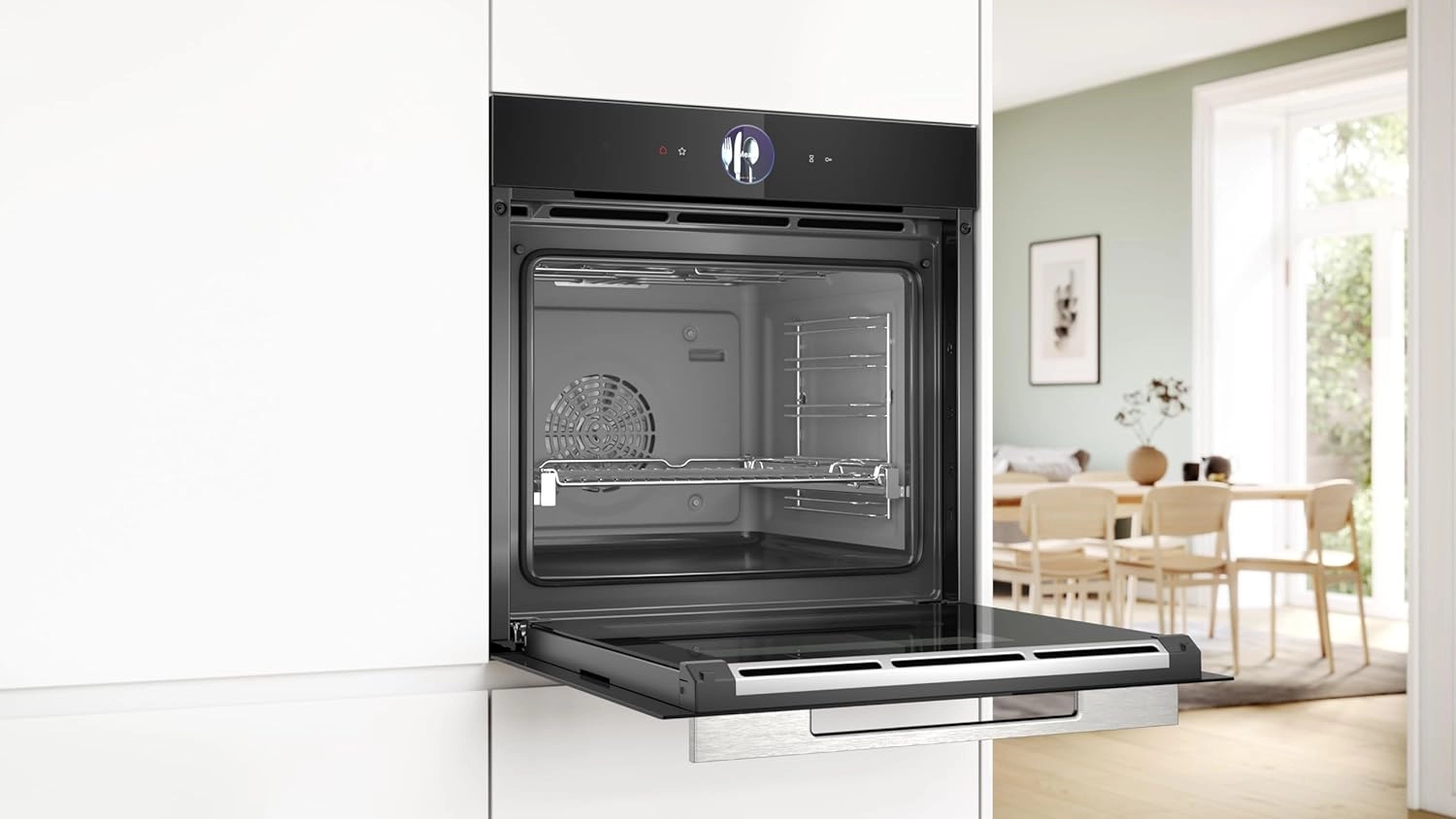 Series 8 HBG756CB1M
