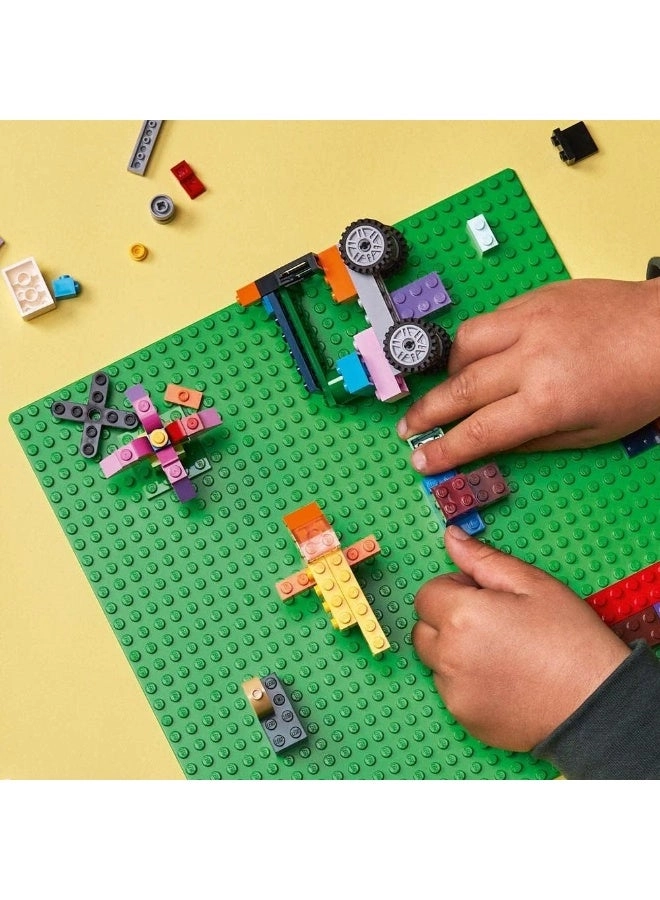 Classic Baseplate (11023) - 32x32 studs 25cm square