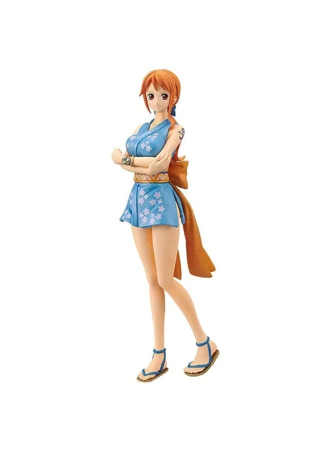 halamodo Nami - One Piece (17 cm) (QQ0230)