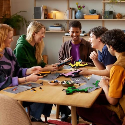 Keith Haring Dancing Figures (31216) - Living Room Decor Building Set for Adults