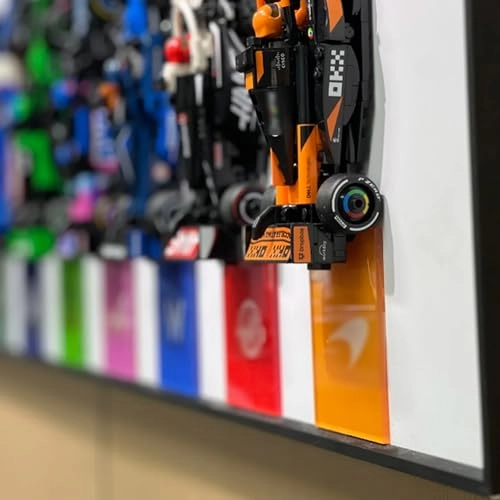 Le*go Speed Champions F1 Display Wall Mount