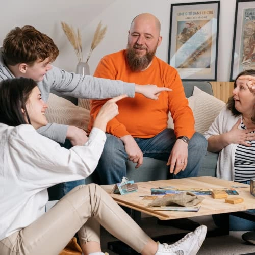 Hellapagos - English 10 years and up + They're No Longer Alone