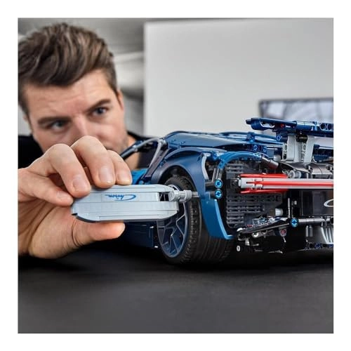 Technic Bugatti Chiron (42083-2)