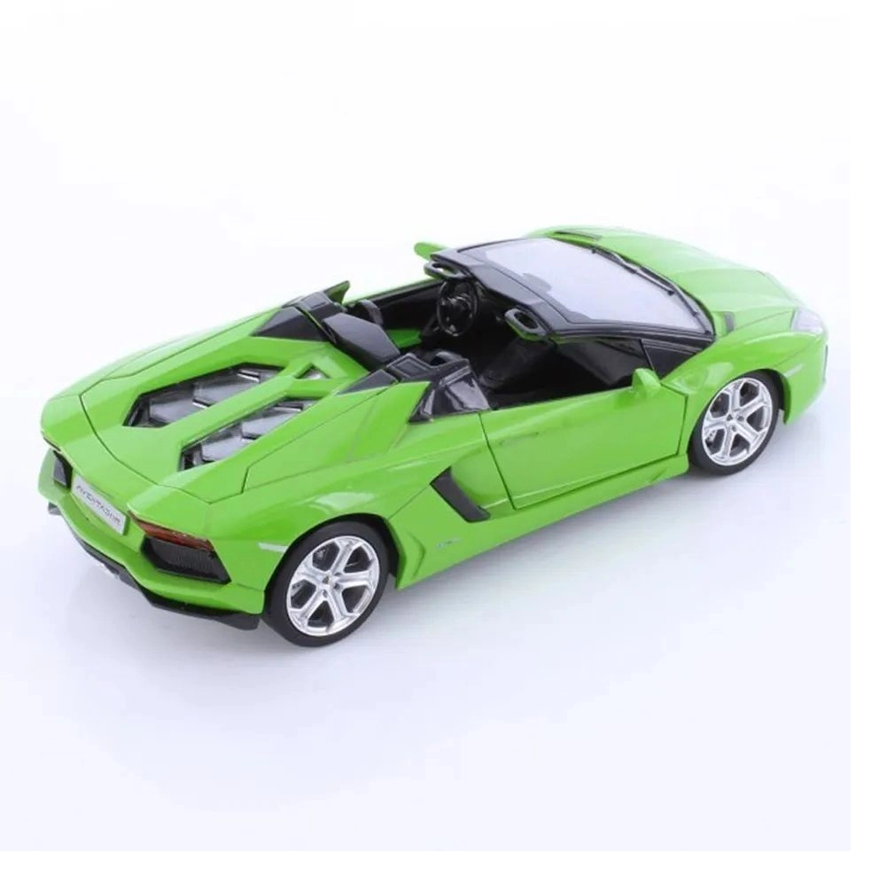 Lamborghini Aventador Roadster - 1:32