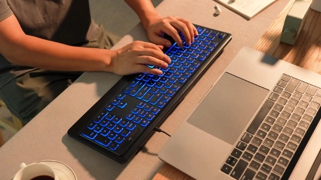 Backlit Keyboard - Wired