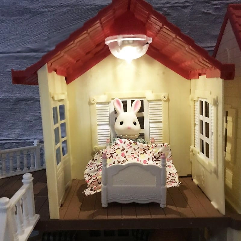 Forest Animal Family Children's Home Simulation Villa - 25 x 20 x 25 cm LED light