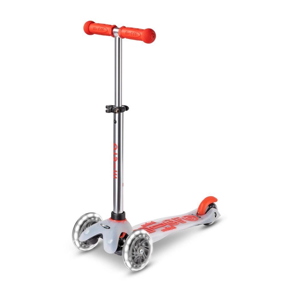 Mini Deluxe Flux 3-Wheel Kick Scooter – 120/85 mm LED