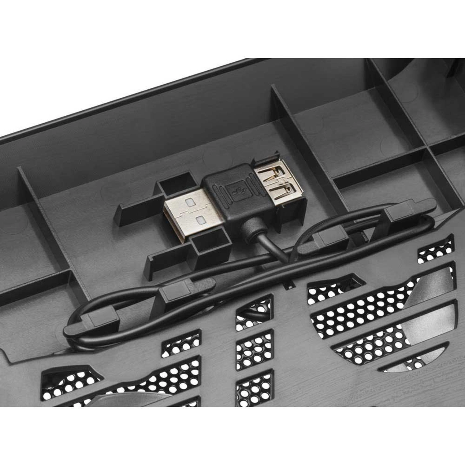 MNBC4 - 6-Fan 17.3inch