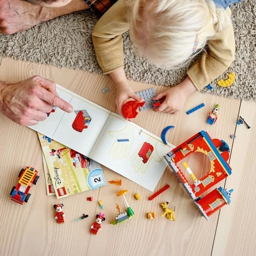 Disney Mickey and Friends Fire Engine and Station (10776)