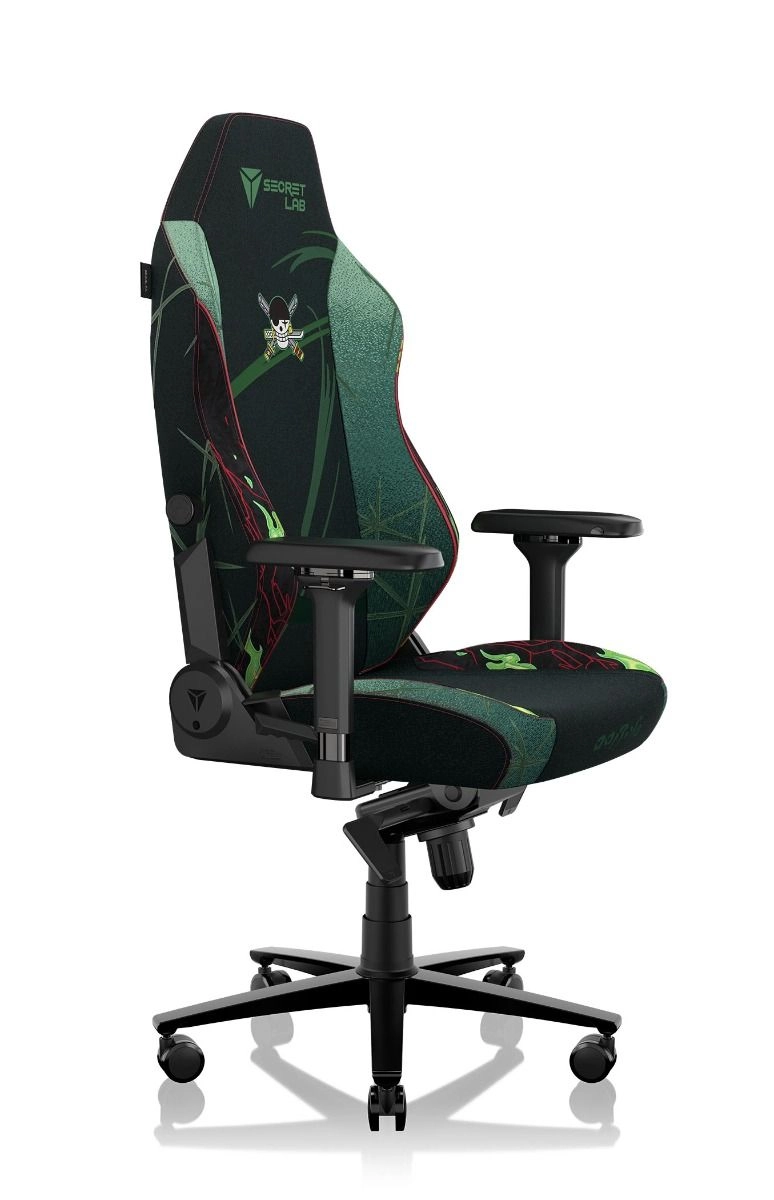 TITAN Evo - One Piece Zoro Edition X-Large