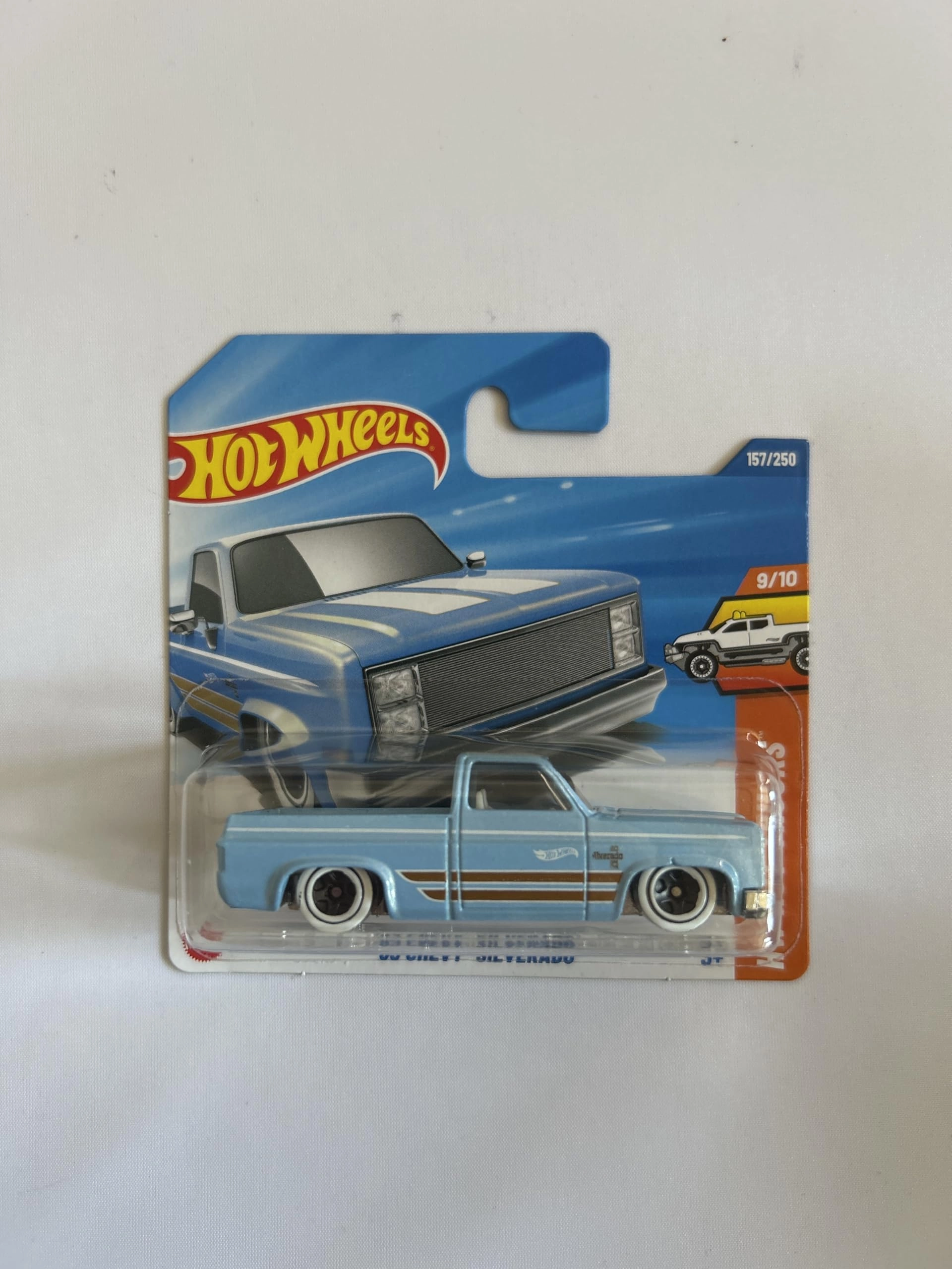 Chevy Silverado Trail Boss LT - 1:64 1pcs