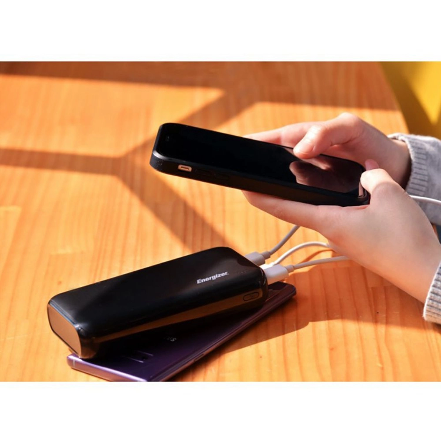 UE20010_BK - 20000 mAh 5V/2.1A