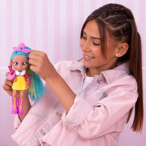 Elodie BFF Fashion Doll - Series 3 9+ Surprises Set