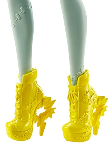 Frankie Stein Fashion Doll - Pet Watzie Accessories Ages 4+