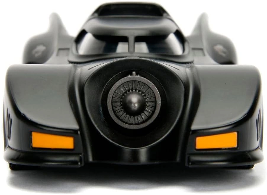 DC Comics Batman 1989 Batmobile - 1:24