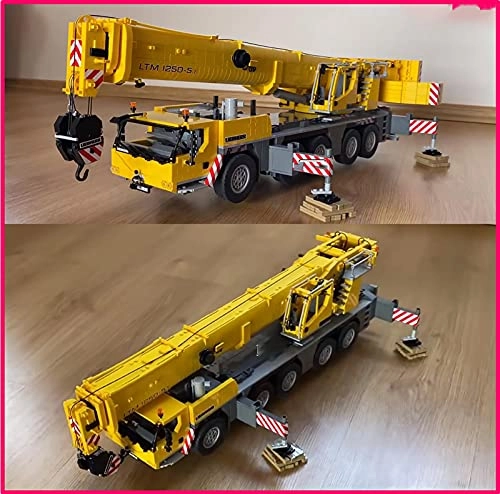 Technology 1250 Crane - 4595 pcs Remote Controlled with Motors