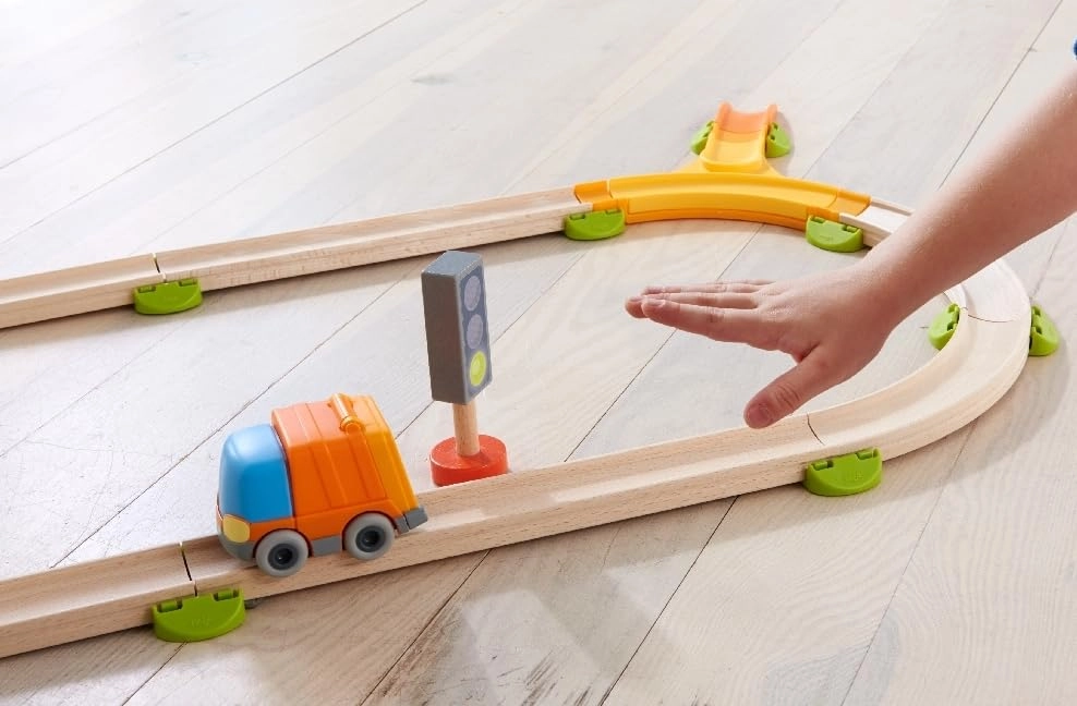 Kullerbu Garbage Truck - 1.0 Count