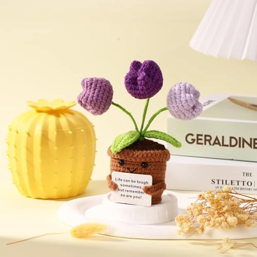 Positive Tulip - Soft Knit Wool 12 x 6 x 6 cm