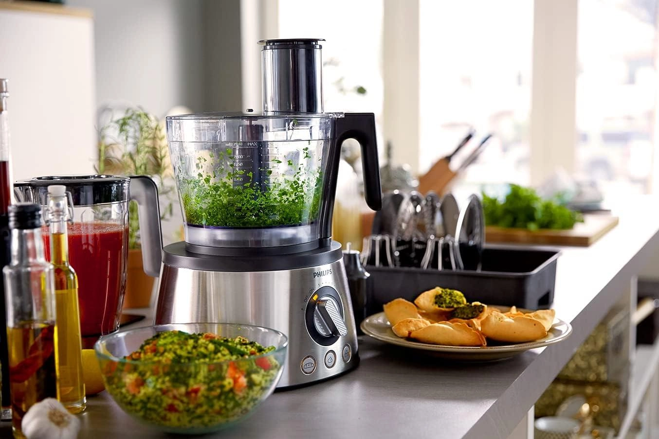 HR7778 - 3.4 Liter(s) 1300 Watts