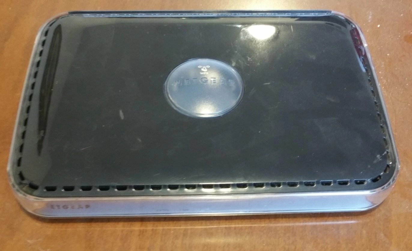 NETGEAR WNDR3300 - 802.11a/b/g/n