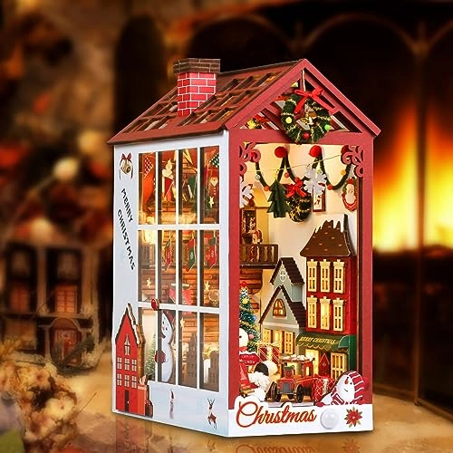 Miniature Dollhouse - Book & Coffee