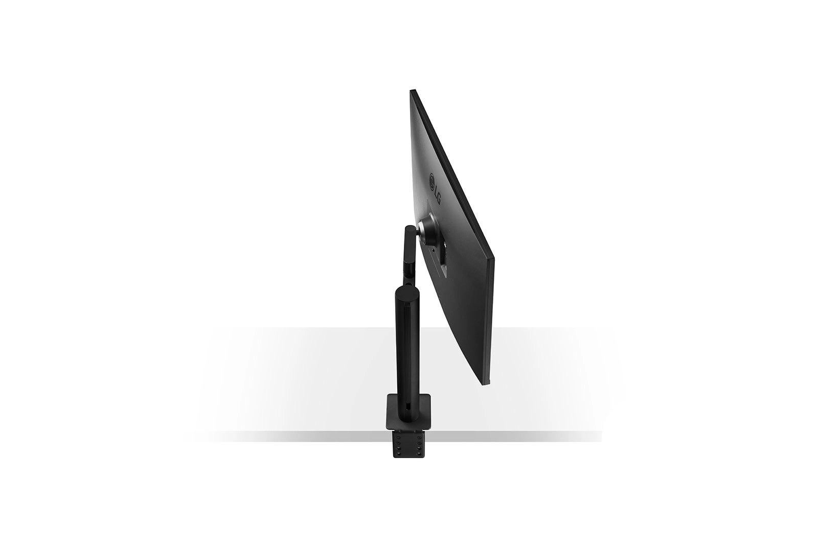 32UN880 - 31.5 inch 3840 X 2160