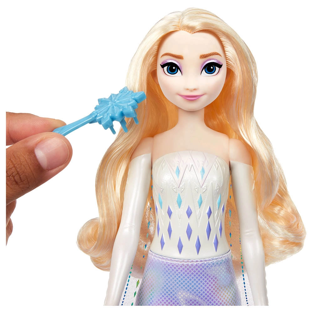 Elsa Fashion Doll - Spin & Reveal 11 Surprises Ages 3+