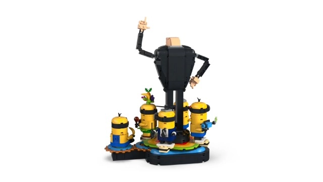 Despicable Me 4 Brick-Built Gru and Minions