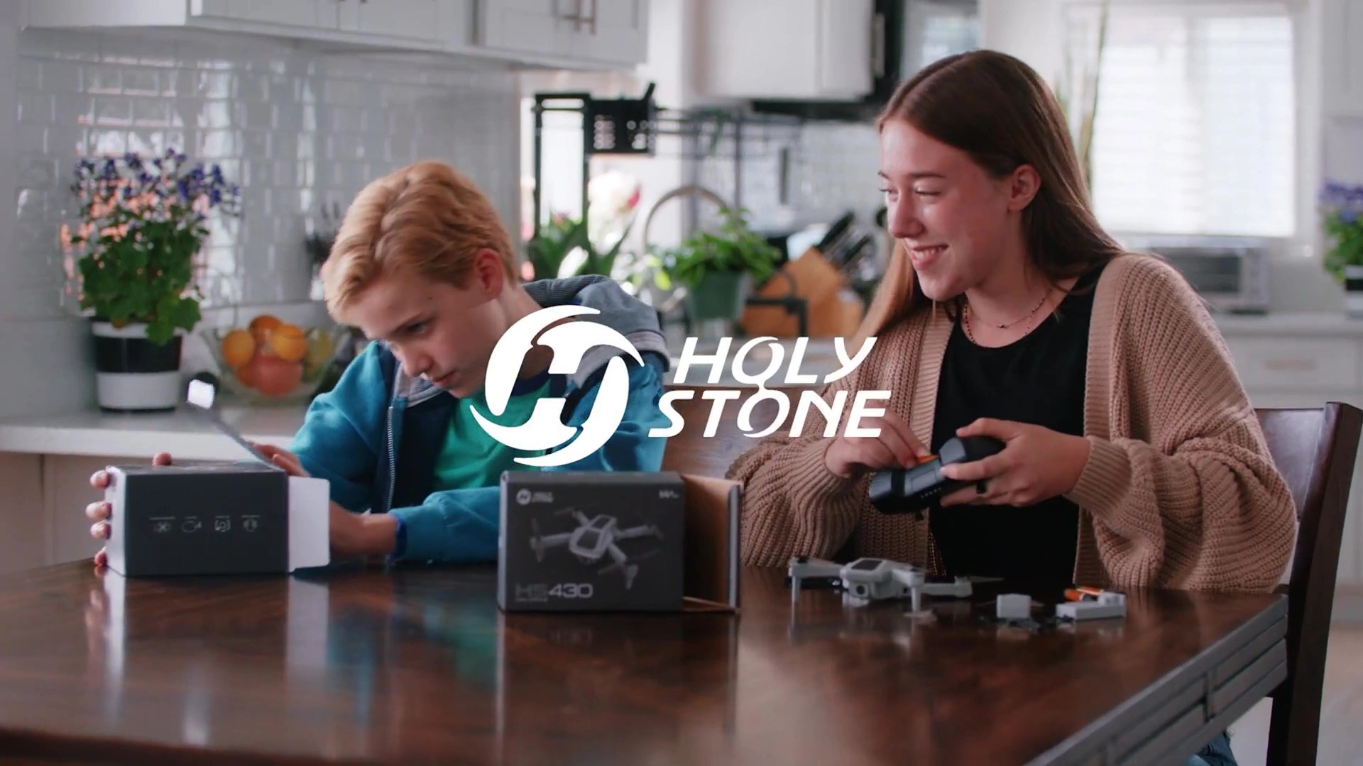 HS175D - 4K, GPS, 46 Minutes Flight