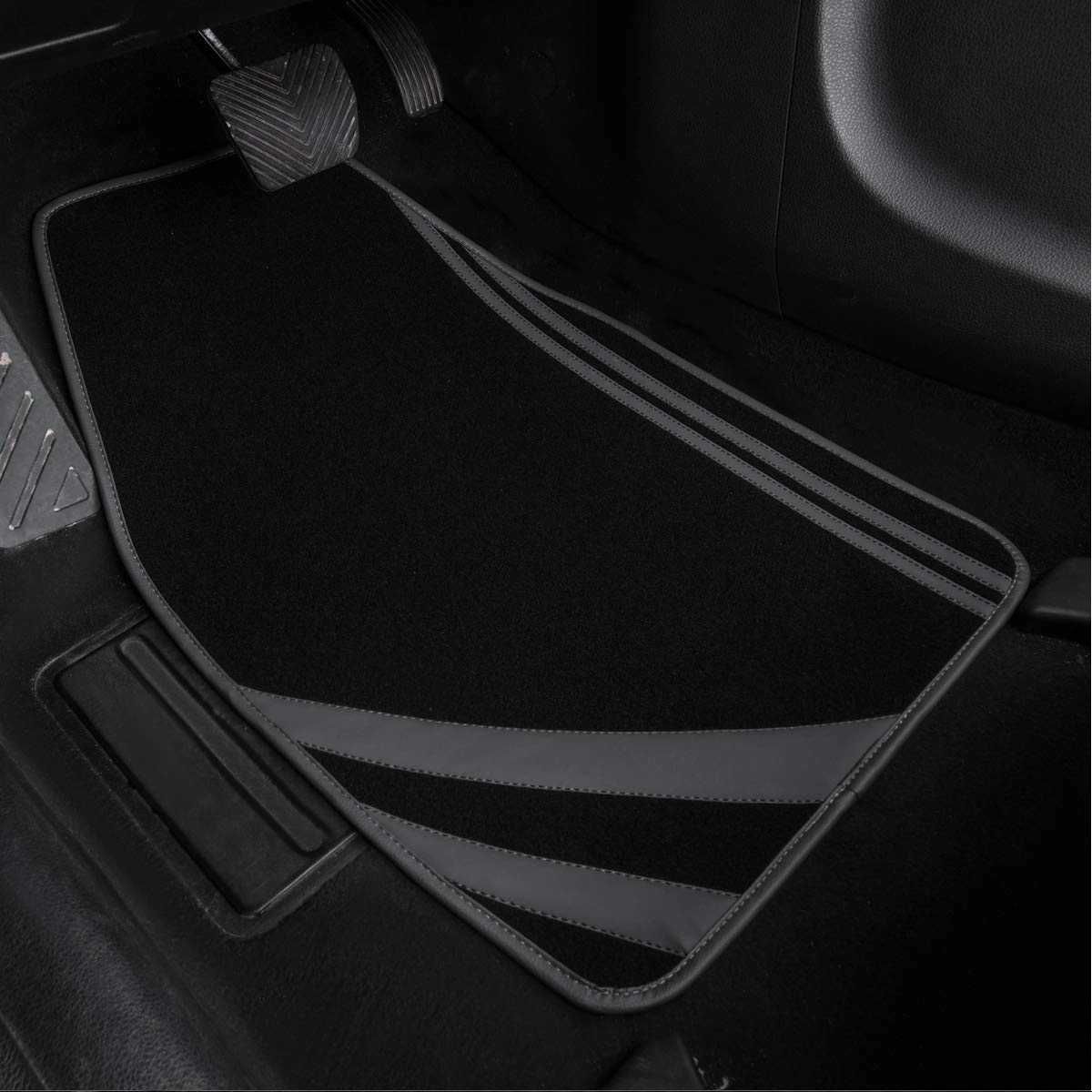 Faux Leather Car Mats - Blue Edge Universal Fit