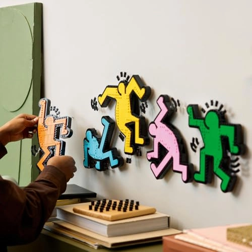 Keith Haring Dancing Figures (31216) - Living Room Decor Building Set for Adults