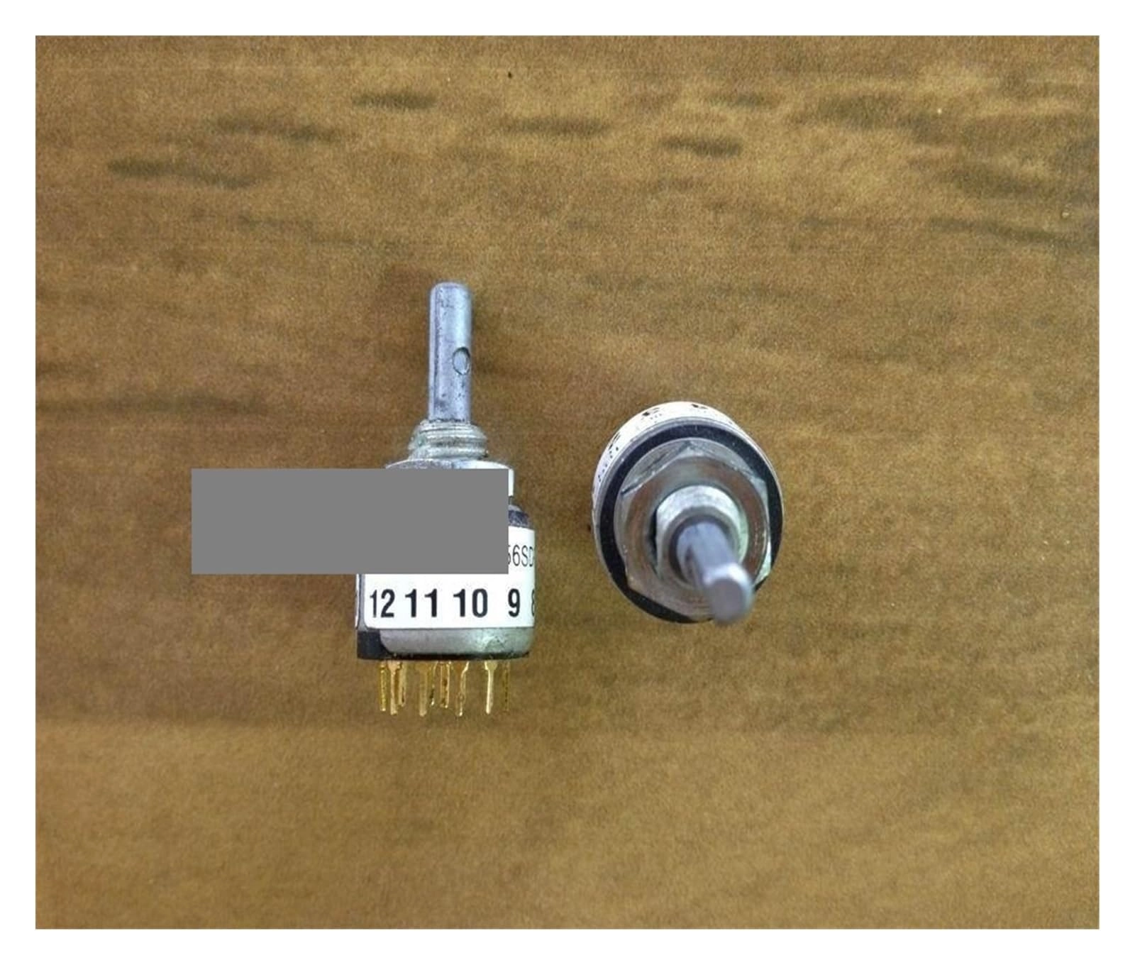 REIUAFWYGV DN2113517 - Rotating Dial Encoded Switch