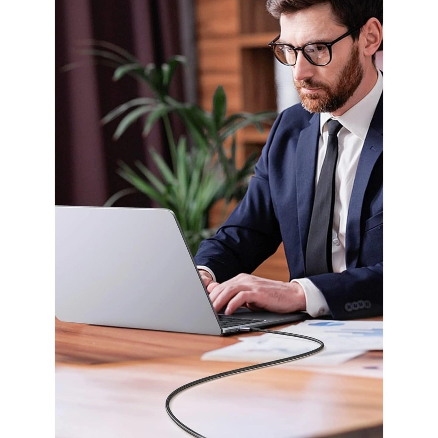 US316-70429B USB-C 2m