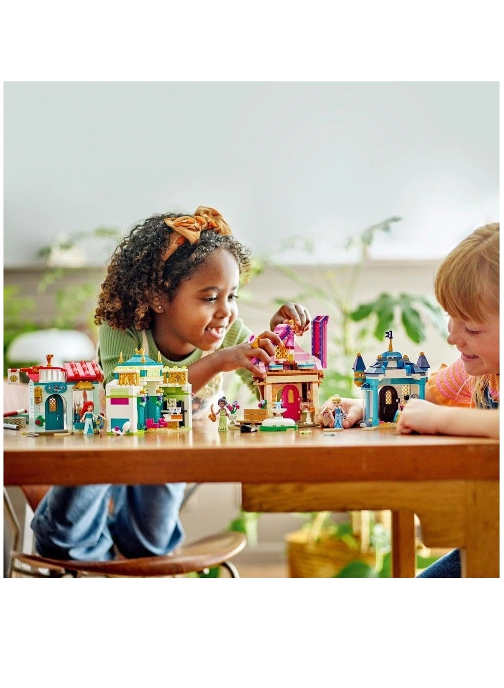 Disney Princess Market Adventure - Princess Ariel Aurora Cinderella Tiana 817 pcs