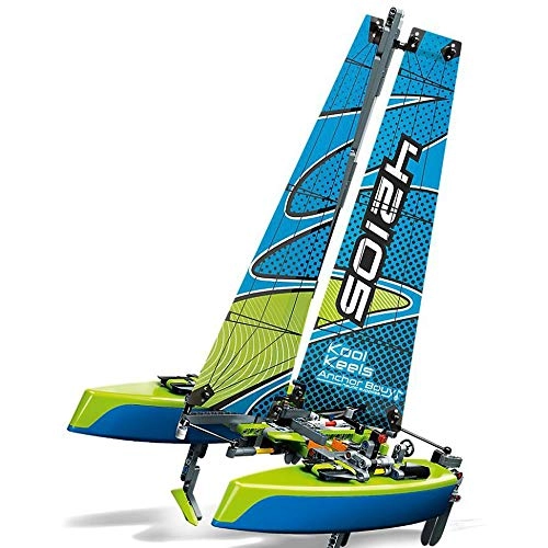 Technic Catamaran 42105