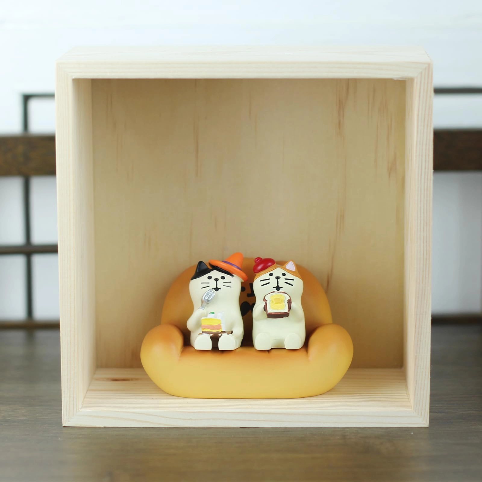 Cute Mini Cat Figurine - Resin