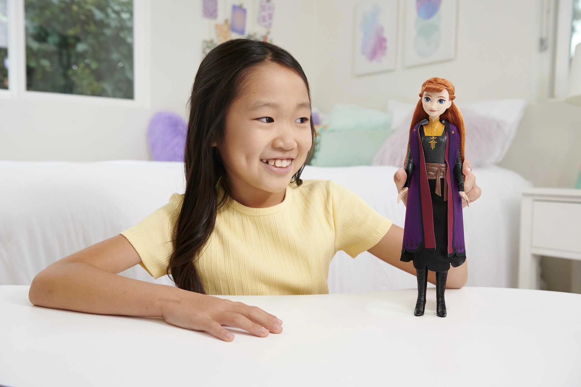 Anna Fashion Doll - Plastic Frozen Ice Skating Ages 3+