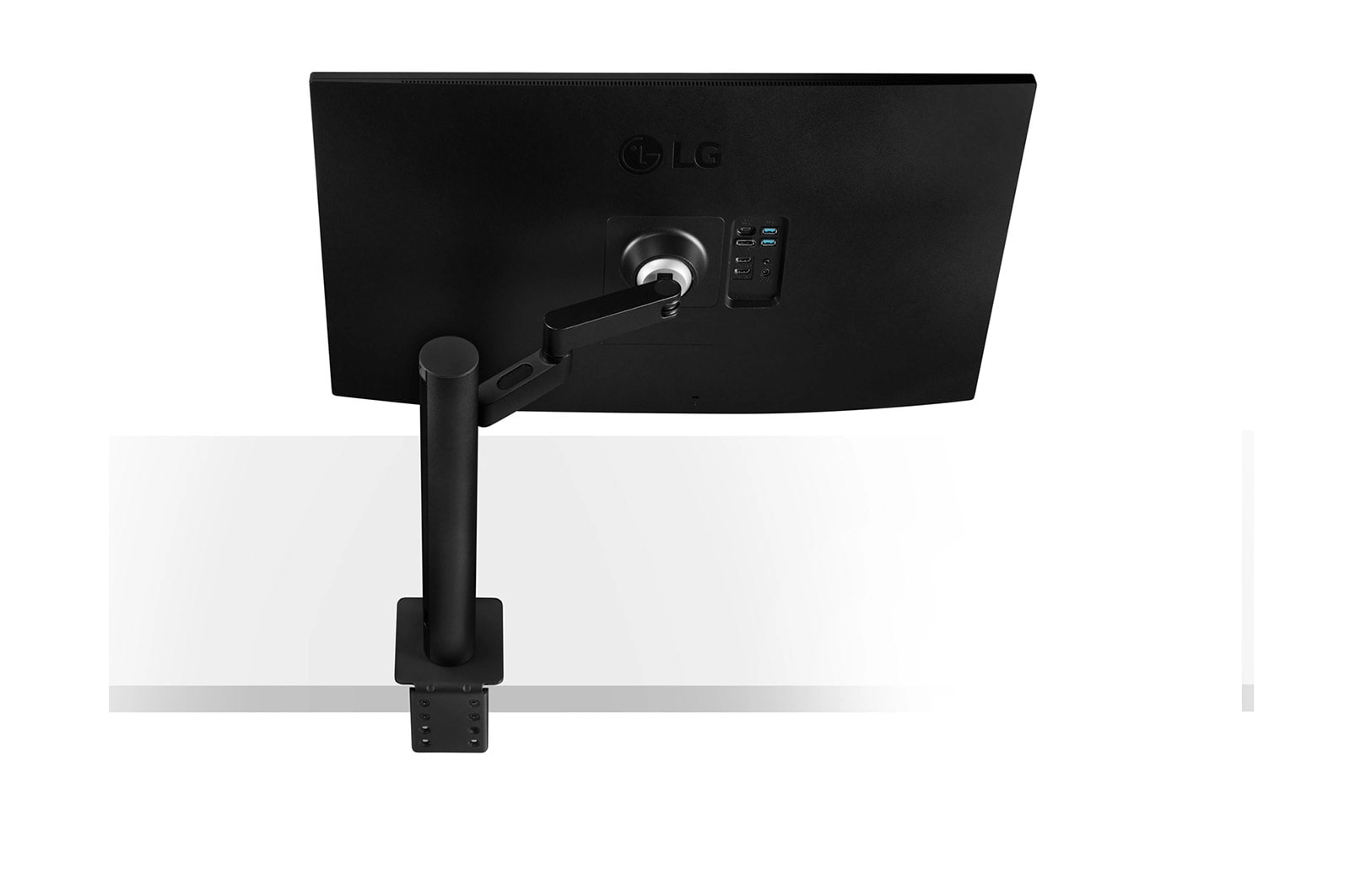 32UN880 - 31.5 inch 3840 X 2160